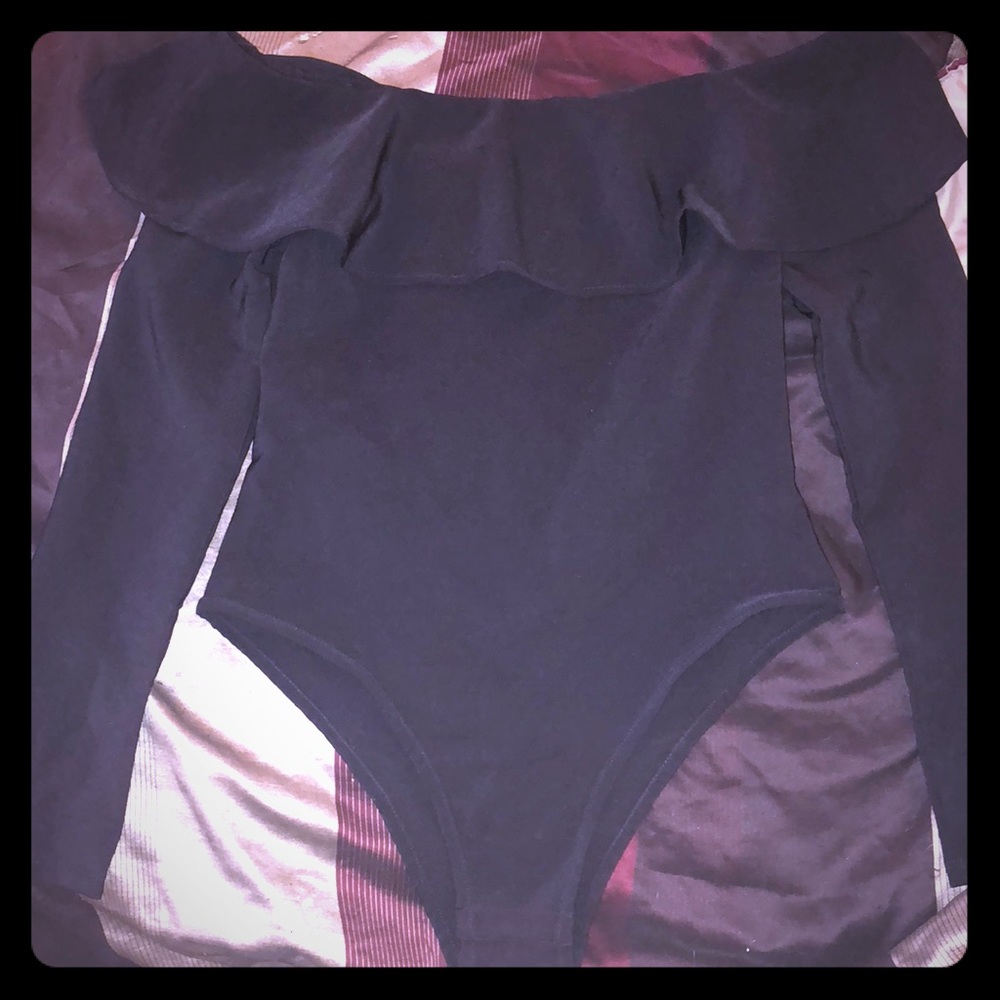 NEW w/ TAGS FASHION NOVA BODYSUIT